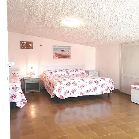 Mansarda Panoramica - Centro Apartment Valledoria (Sardinia)